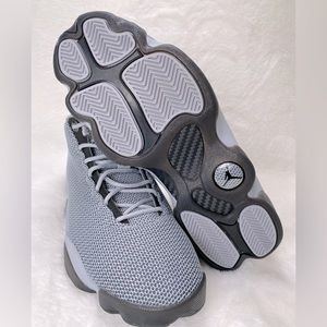 Jordan Horizon Low Wolf Grey NO INSOLE